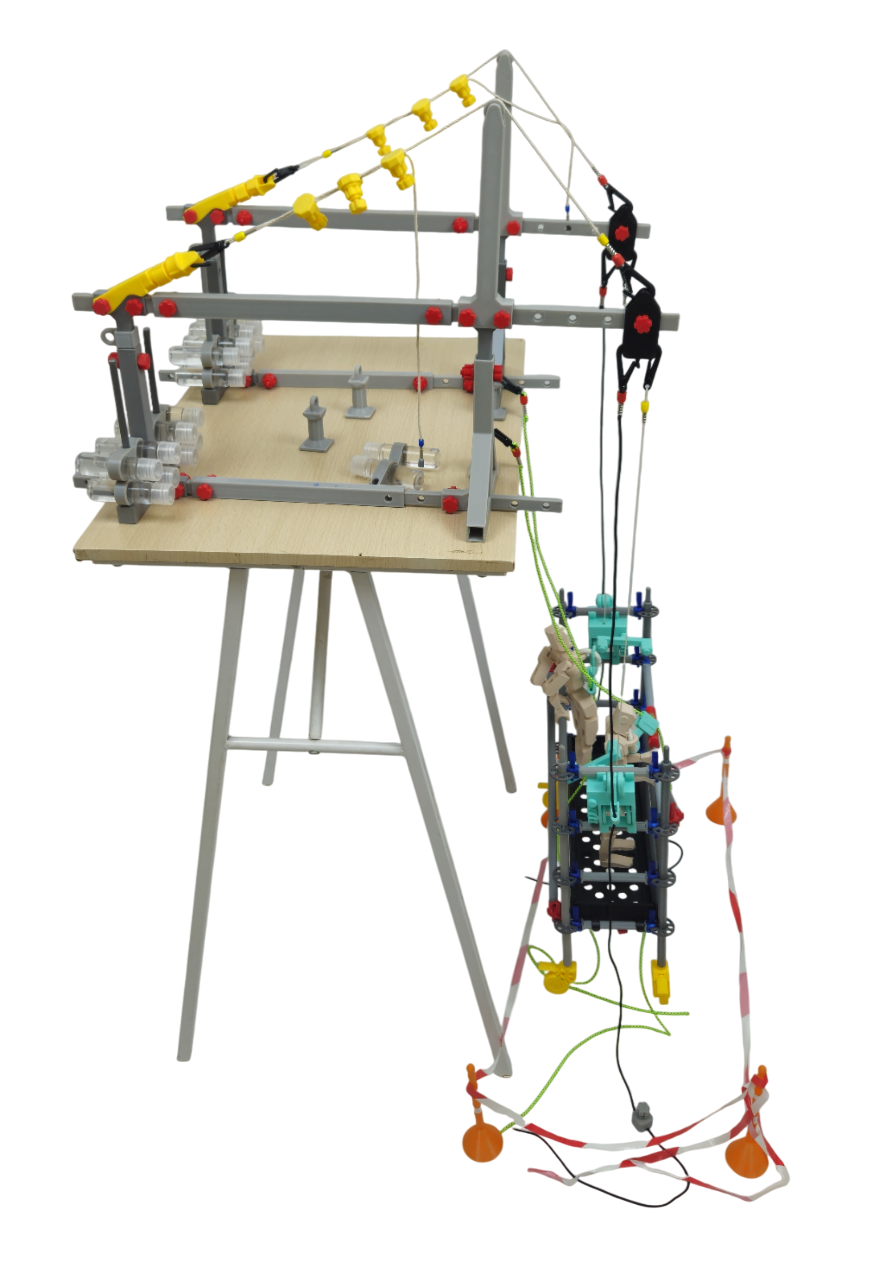 Scale Model of a Hanging Scaffold – Educational Tool for Technical Training at Heights