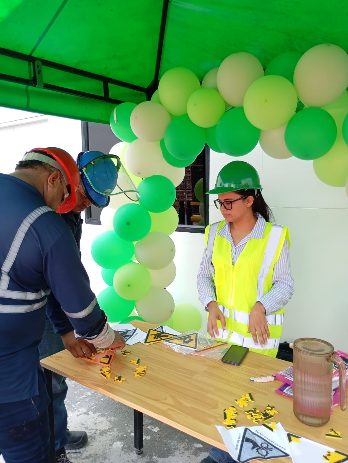 Rompecabezas Interactivos de Pictogramas GHS
