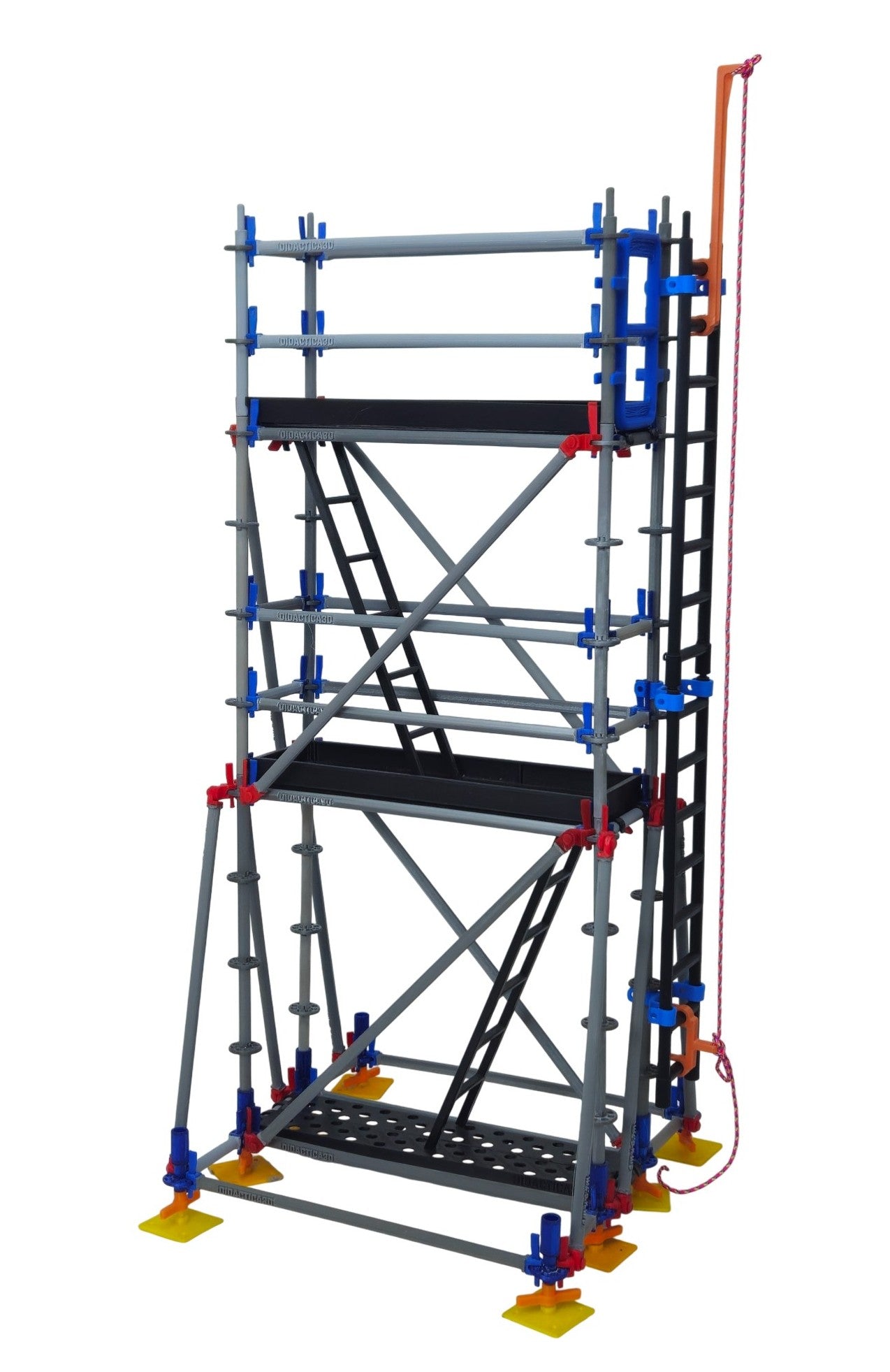 Small 3-Level Scaffolding Model with Side Reinforcements 