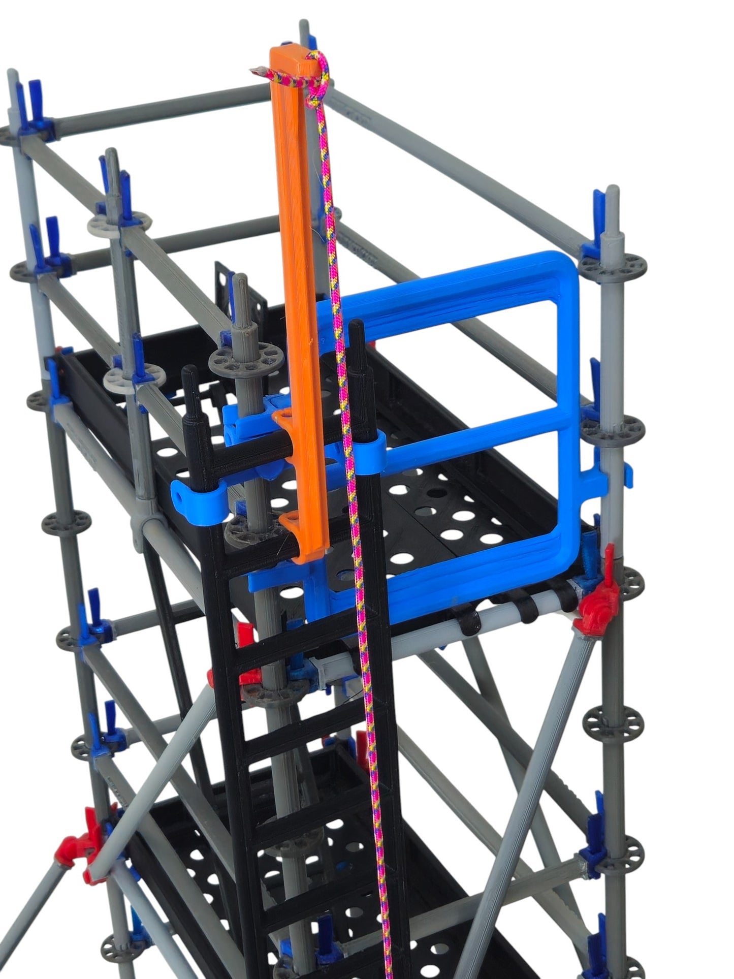 Modelo Andamio 4 Niveles con Refuerzo Lateral